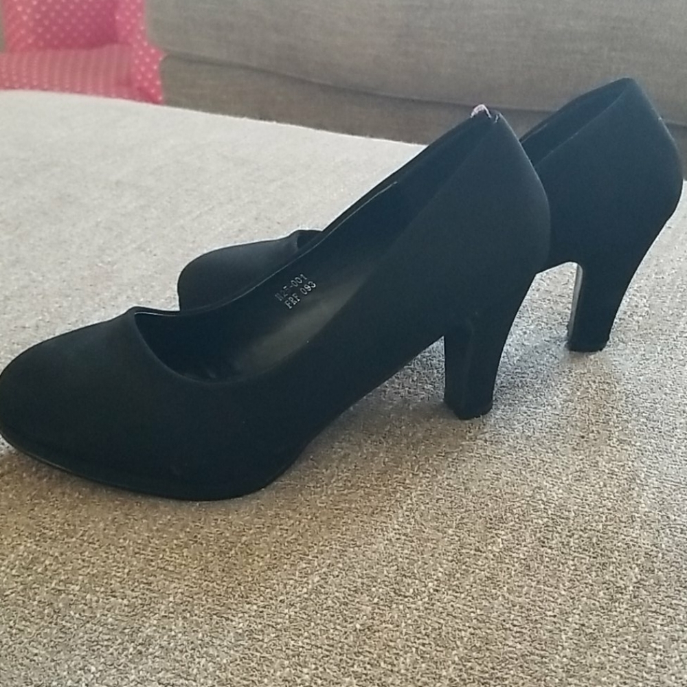 Perfect little black high heels